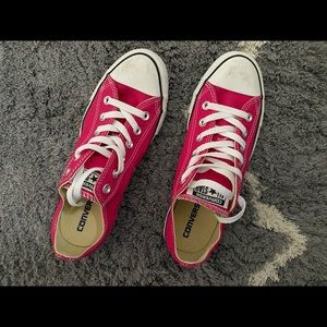 Hot pink converse